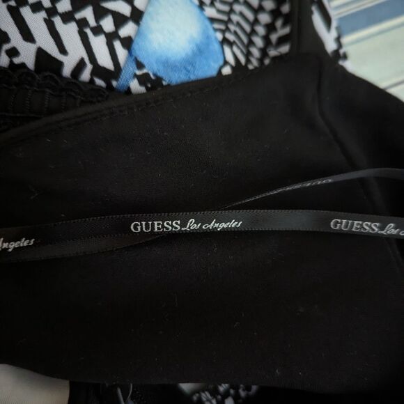 EUC - Guess! Floral and Geometric A Line Dress - 14 - Picture 5 of 5